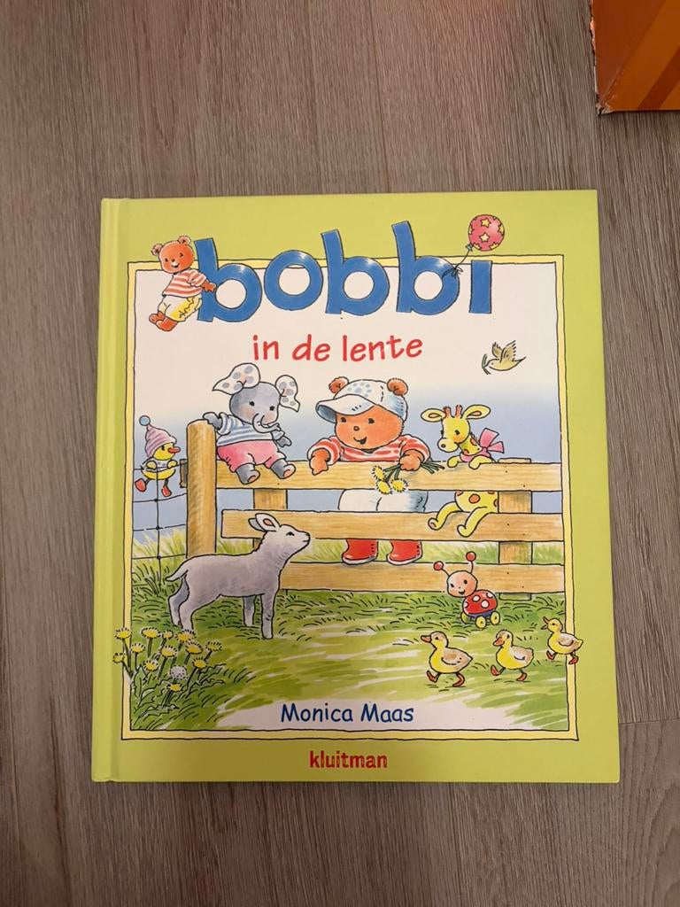 Bobbi in de lente, Ophalen of Verzenden, Zo goed als nieuw