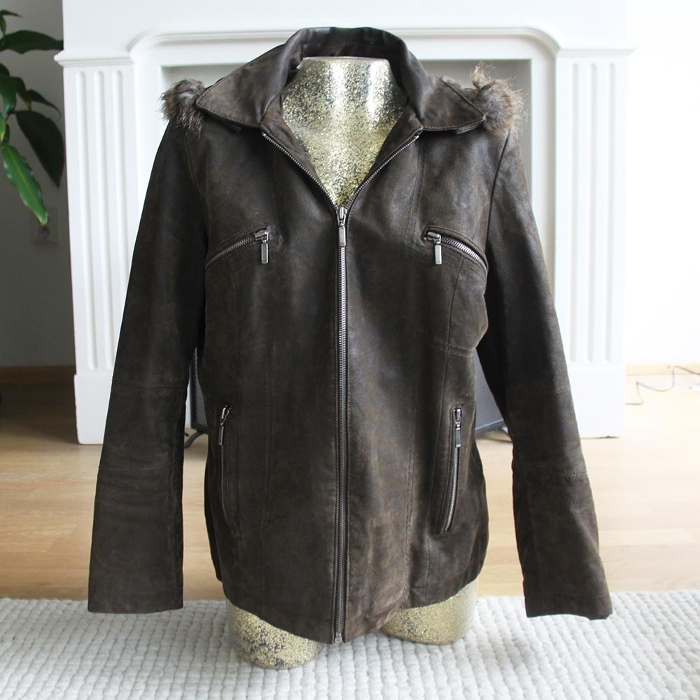 Prachtige Suede Leder Jas (Maat 42) € 75,-, Overige kleuren, Maat 42/44 (L), Ophalen of Verzenden, Zo goed als nieuw