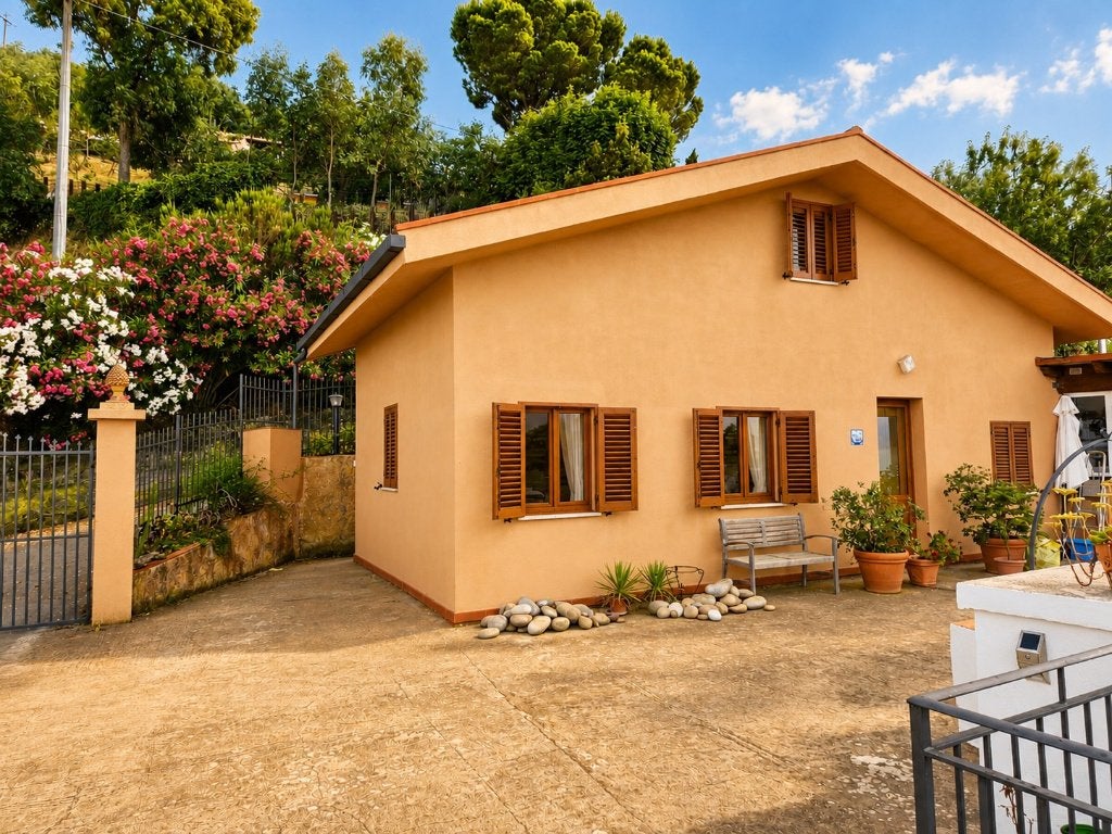Sicilië-Cefalu: vakantiehuis met prachtig panorama zeezicht, Vakantie, 2 slaapkamers, Landelijk, Aan zee, Wasmachine