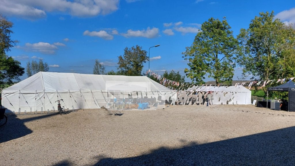 Feesttent, partytent, evenementen-tent wit 18 x 6 meter, Tuin en Terras, Partytenten, Ophalen, Gebruikt, 8 meter of meer, 6 meter of meer