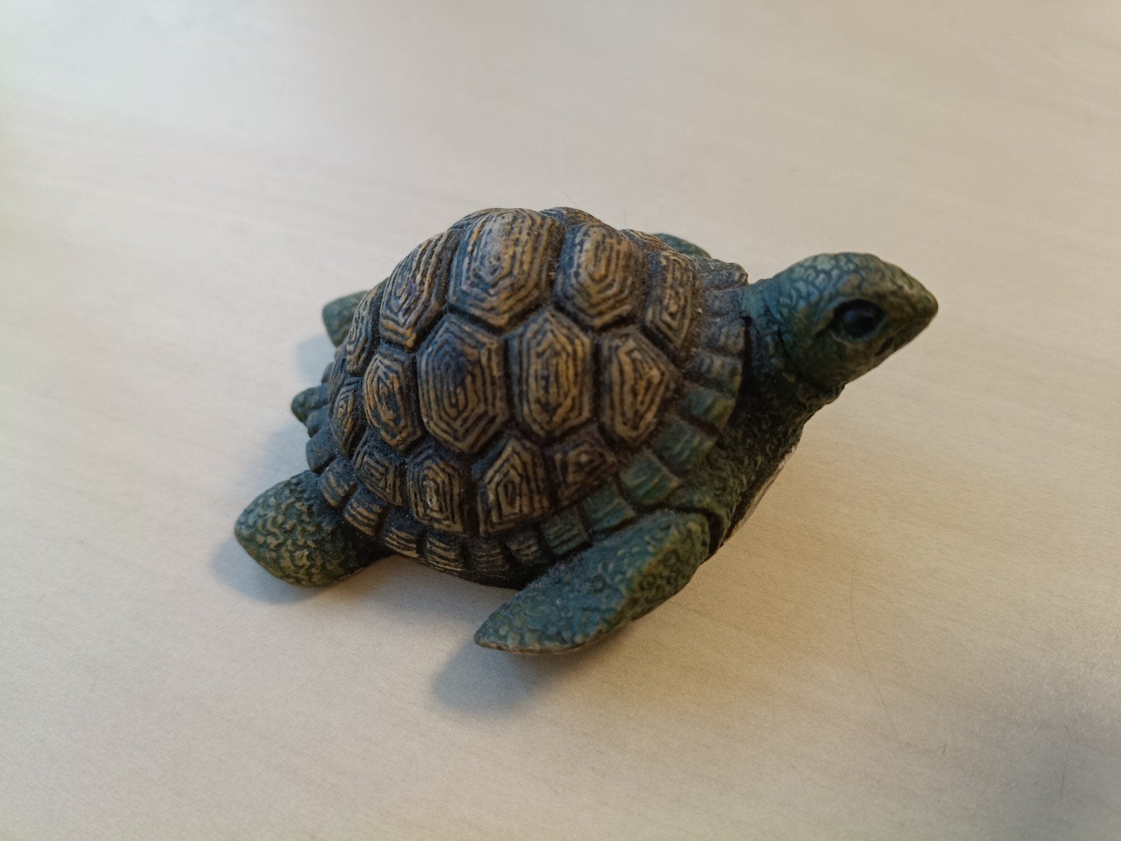 Schildpad beeldje, te koop. Steen. 7,5x4cm., Ophalen, Zo goed als nieuw, Dier