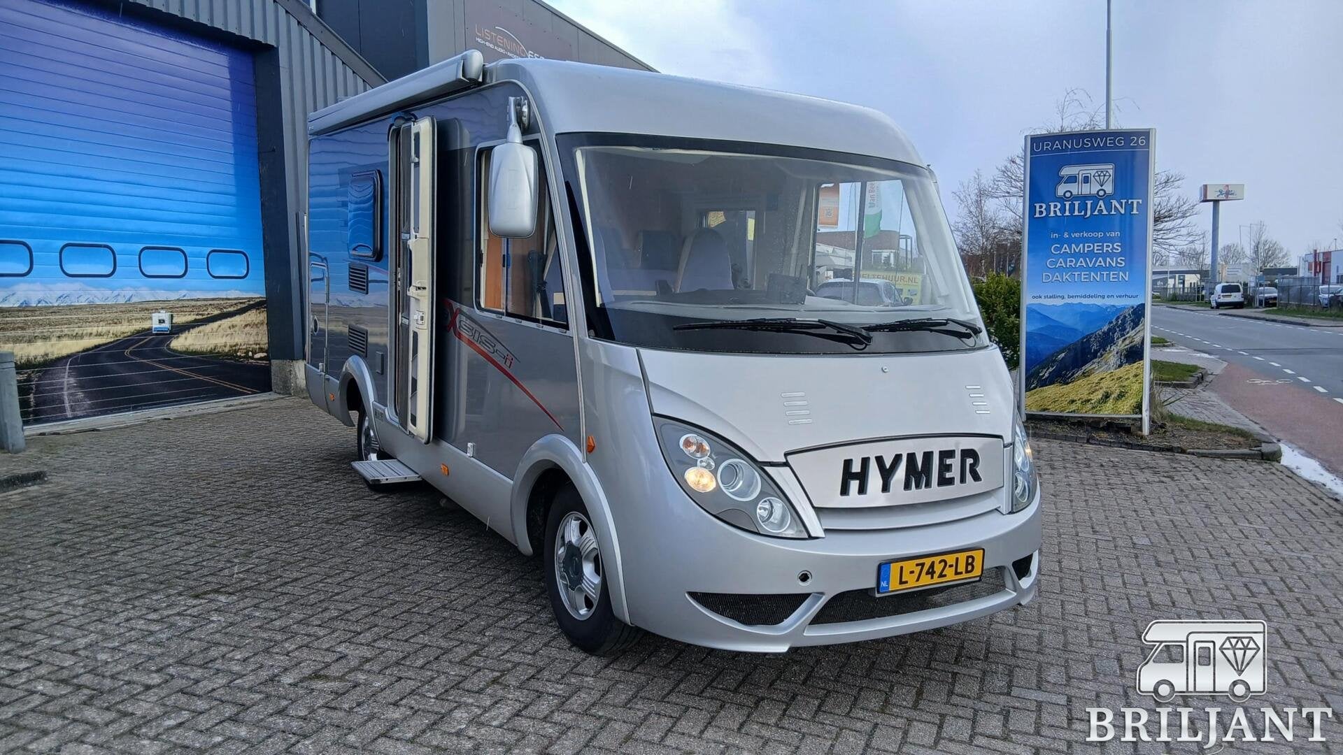 Foto 3 van Hymer EX 522.. 2007 dwarsbed