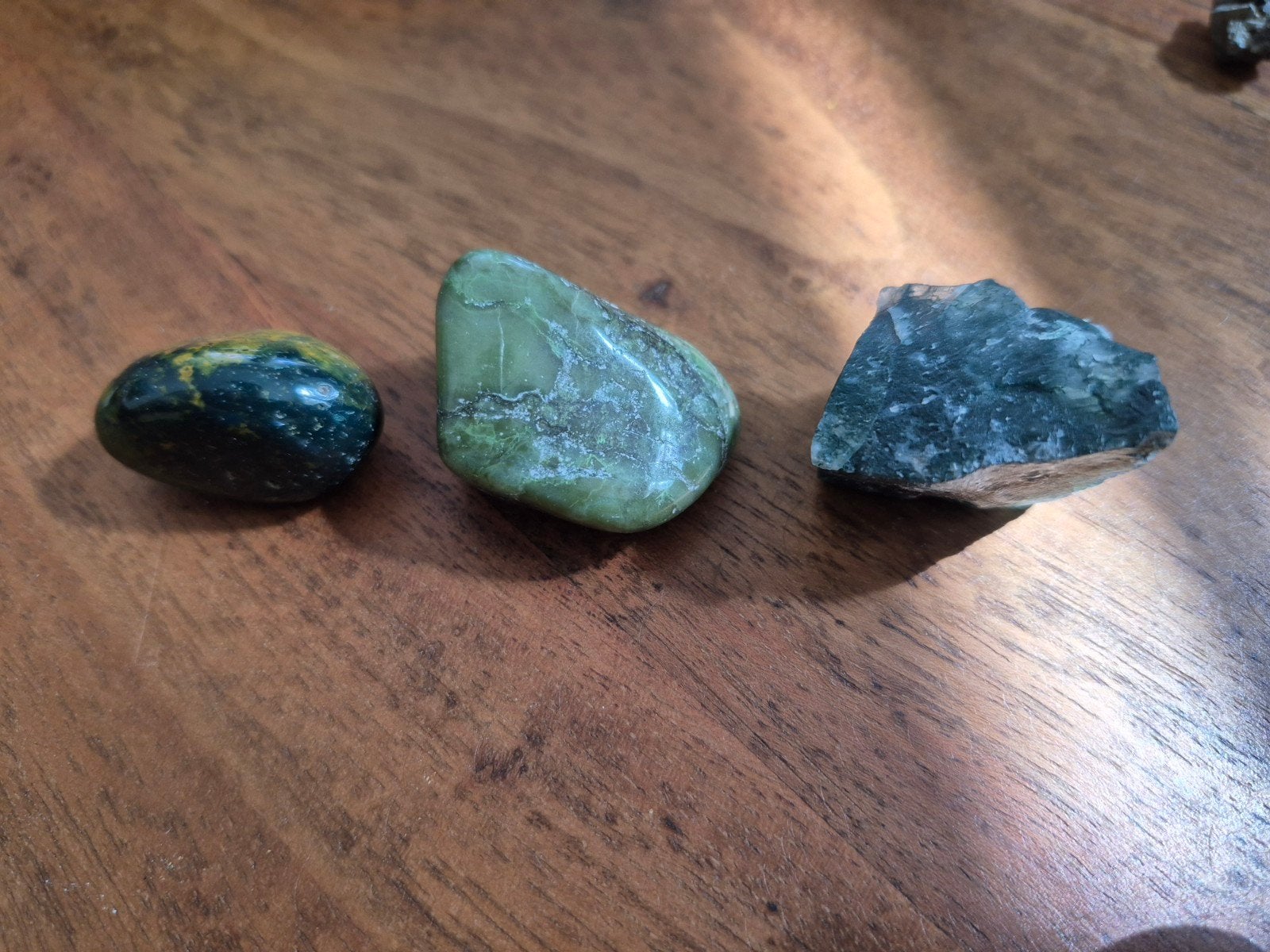 3 groene edelstenen, Ophalen of Verzenden, Nieuw