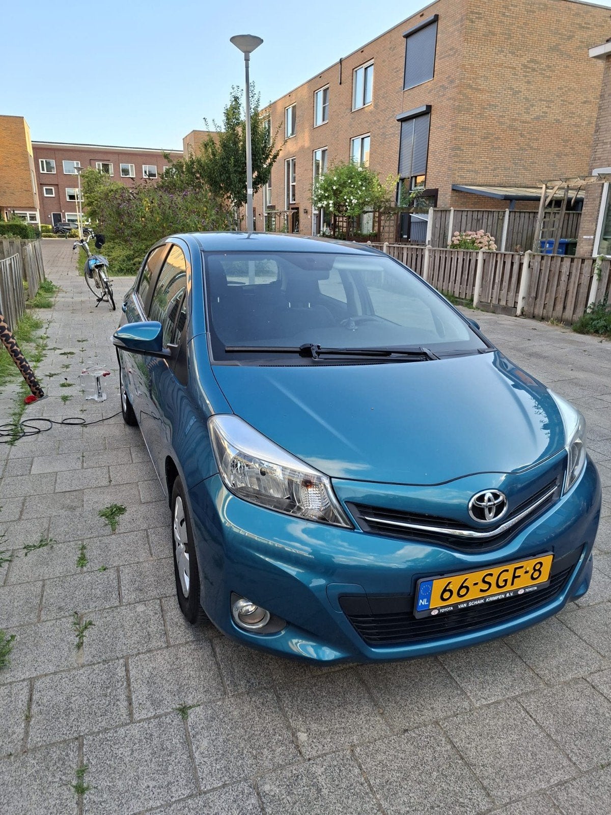 Toyota Yaris 1.0 12V Vvt-i 5DR 2011 Groen, Auto's, Toyota, 527 kg, 40 €/maand, 750 kg, Origineel Nederlands