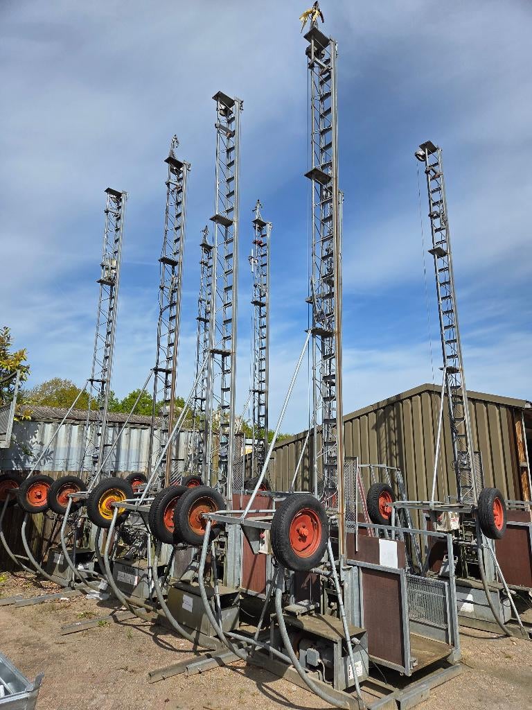 bouwlift A32 kabellift De Jong 9x, Ophalen, Gebruikt, Bouwlift