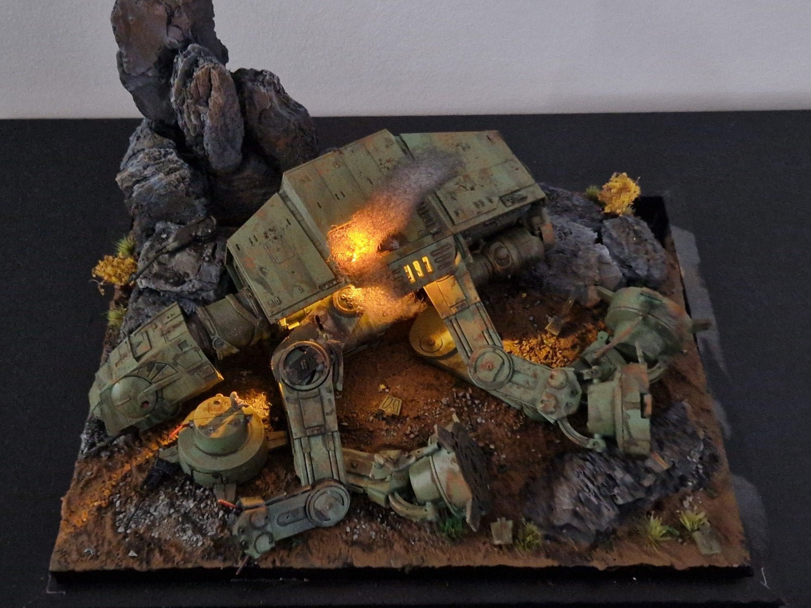 Star Wars AT-AT Diorama - Schaal 1/144, Ophalen of Verzenden, Gebruikt, 1:144 of kleiner