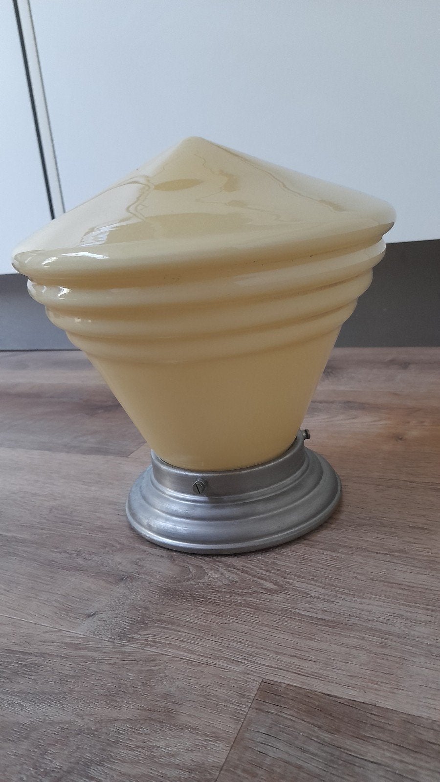 Gispen Vintage Art Deco plafondlamp jaren 20/30  Champagne, Antiek en Kunst, Antiek | Lampen, Ophalen