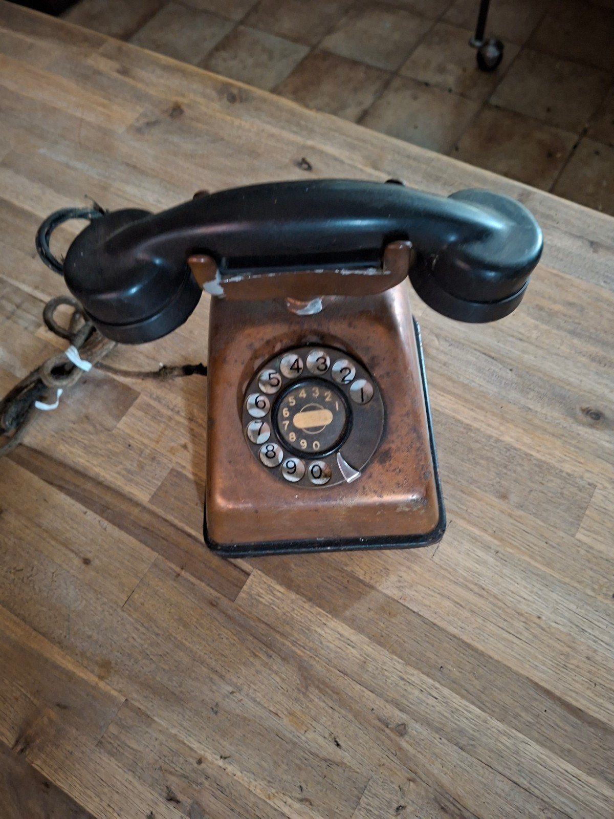 koperen telefoon, Telecommunicatie, Vaste telefoons | Niet Draadloos, Ophalen of Verzenden, Gebruikt, Met draaischijf