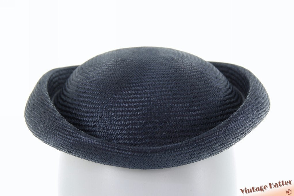 Dames pillbox cocktailhoed Weba Hats donkerblauw sisal 52-63, Weba Hats, Hoed, Nieuw, One size fits all