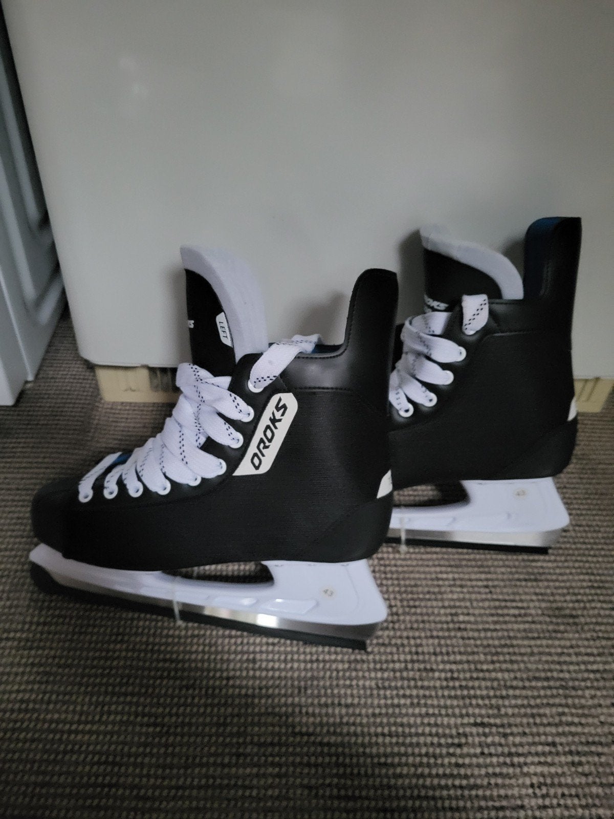 Oroks schaatsen NIEUW maat 43, Overige merken, Nieuw, Ophalen of Verzenden, IJshockeyschaatsen