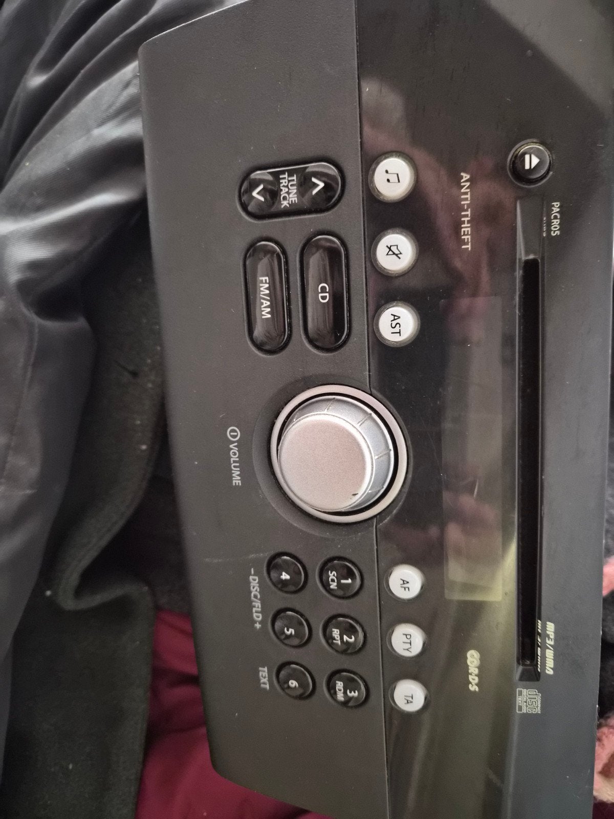suzuki swift radio, Auto diversen, Autoradio's, Ophalen of Verzenden, Gebruikt