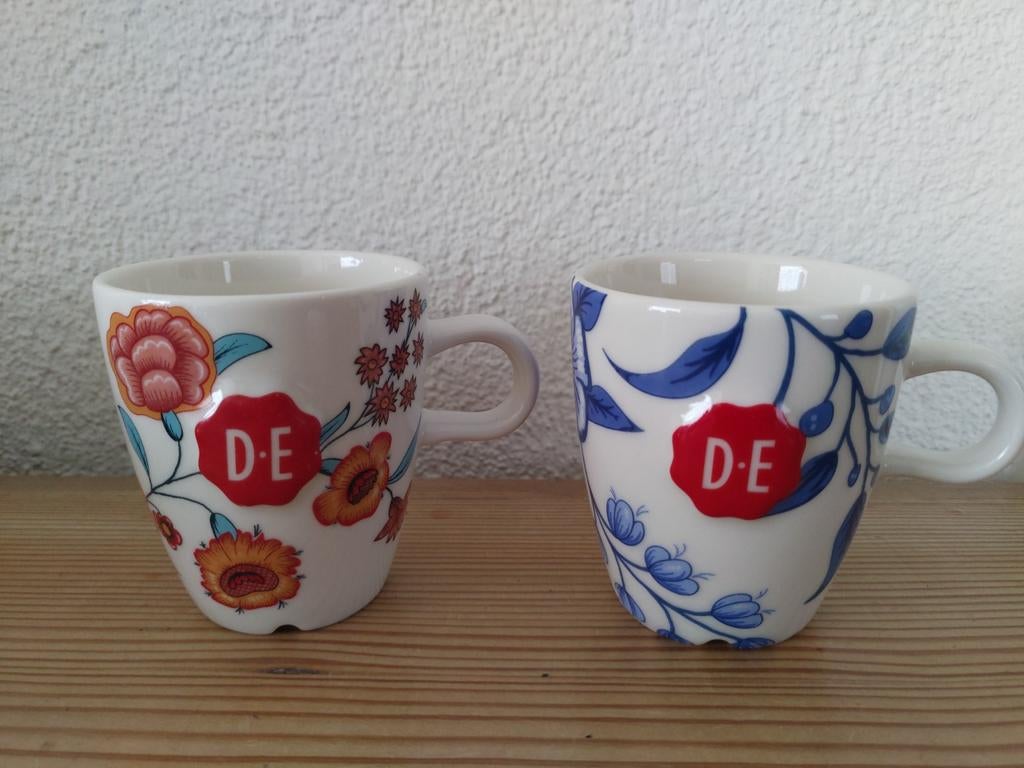 Douwe Egberts hylper heritage 2 kopjes senseoformaat., Huis en Inrichting, Keuken | Servies, Ophalen of Verzenden, Overige stijlen