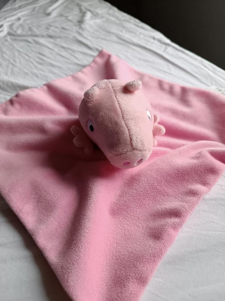Peppa Pig Knuffeldoekje Roze, Kinderen en Baby's, Speelgoed | Knuffels en Pluche, Overige merken, Ophalen of Verzenden, Roze, Klein (minder dan 20 cm)