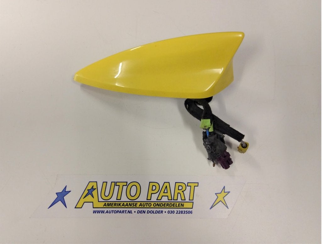 Chevrolet Camaro satelliet shark antenne 2016-2018, Gebruikt, Info@gm.com, Ophalen of Verzenden, P.O. BOX 33170 Detroit, MI 48232-5170
