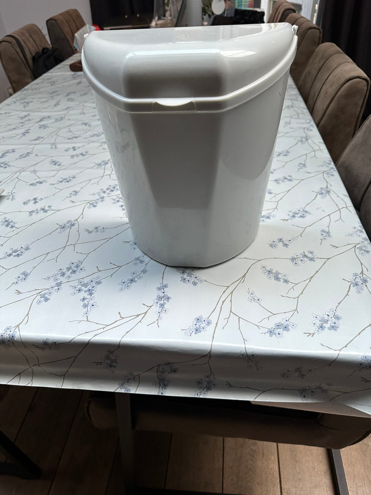 Vuilnisbakje voor bv caravan., Ophalen of Verzenden, Zo goed als nieuw, Kunststof