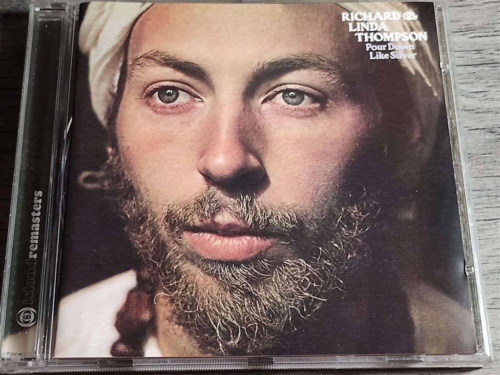 Richard & Linda Thompson - Pour Down Like Silver, Cd's en Dvd's, Ophalen of Verzenden, Zo goed als nieuw