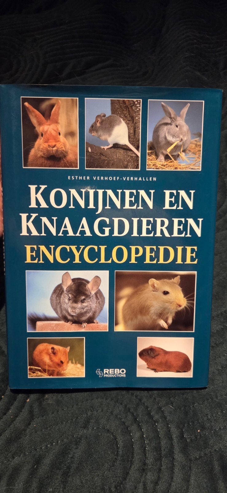 E. Verhoef-Verhallen - Konijnen en knaagdieren encyclopedie, Boeken, Zo goed als nieuw, E. Verhoef-Verhallen, Konijnen of Knaagdieren