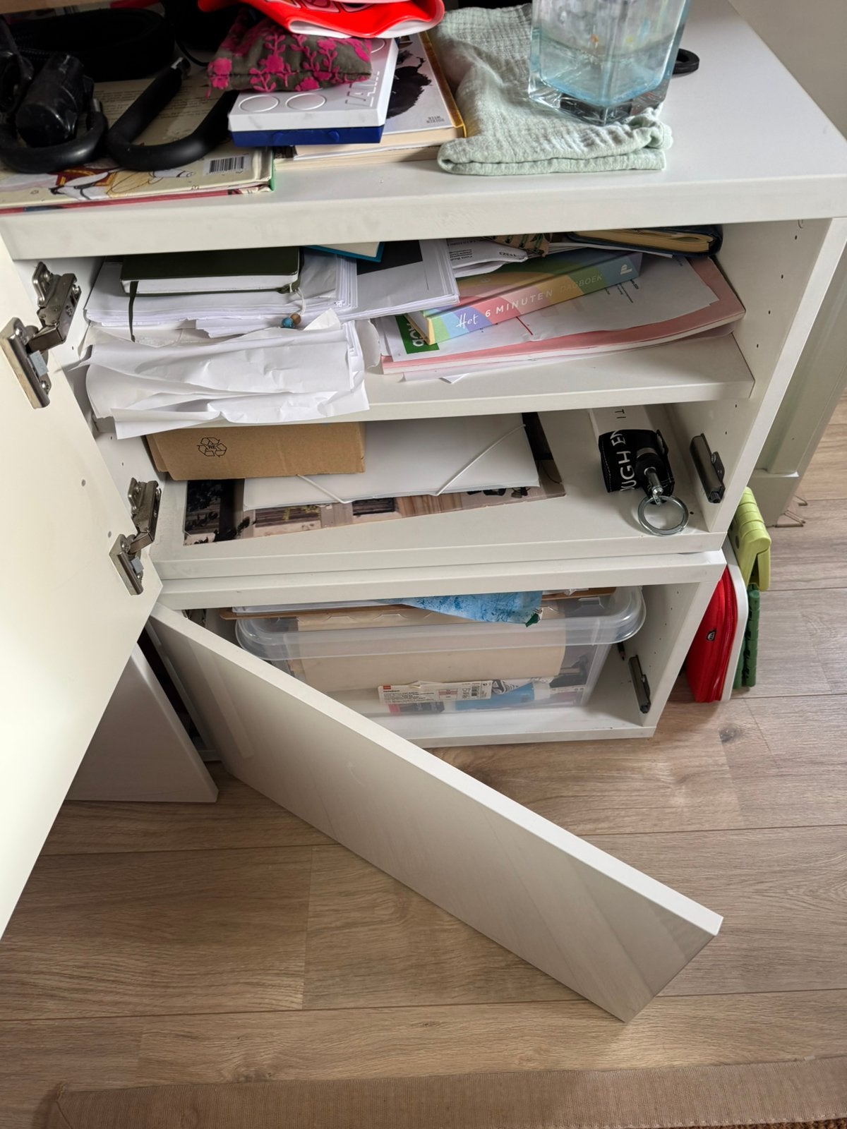 BESTA tv meubel ( 2 delen), Ophalen, Zo goed als nieuw