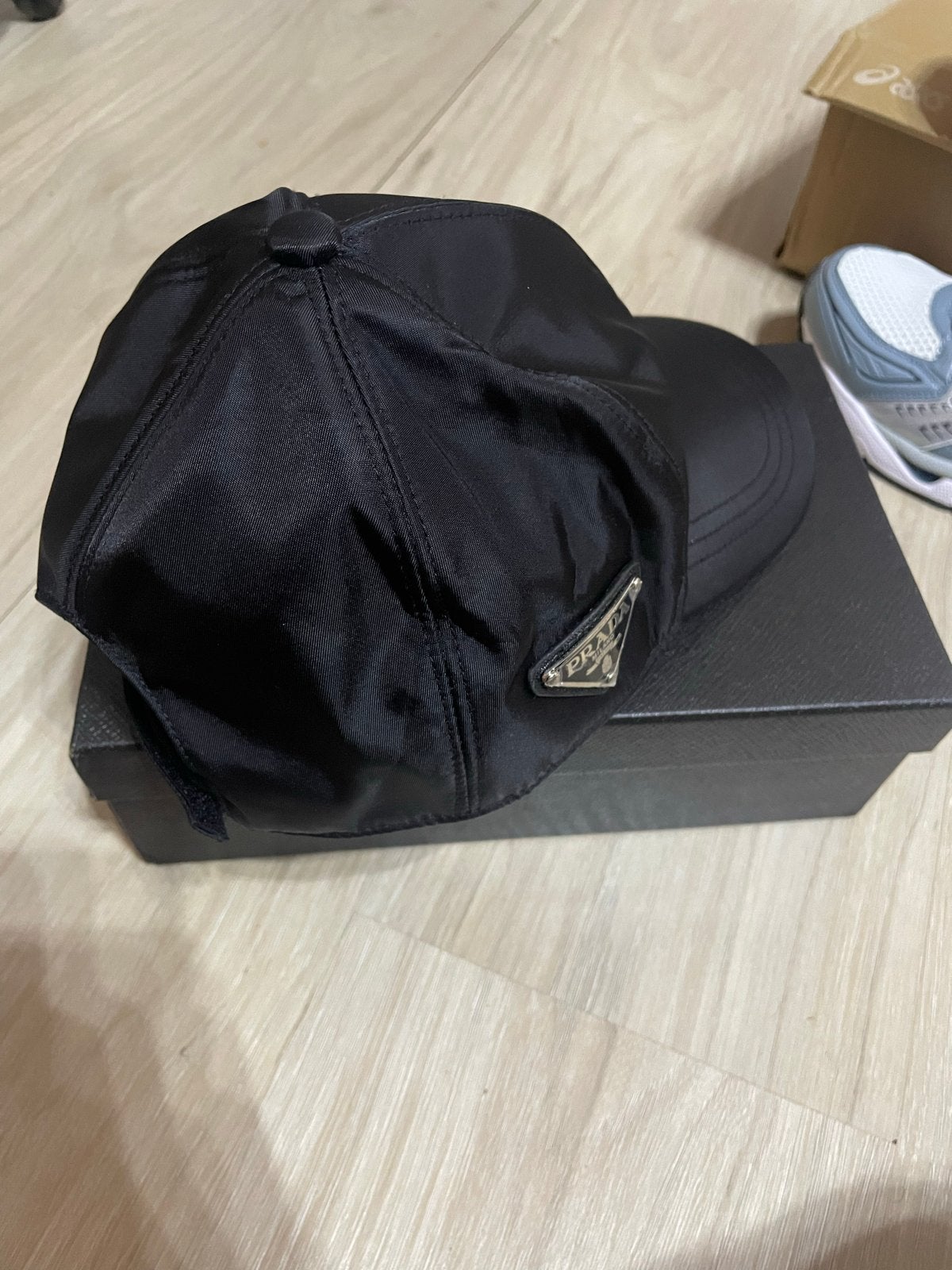 Prada pet zwart maat M, Ophalen of Verzenden, Nieuw, 57 cm (M, 7⅛ inch) of minder, Pet