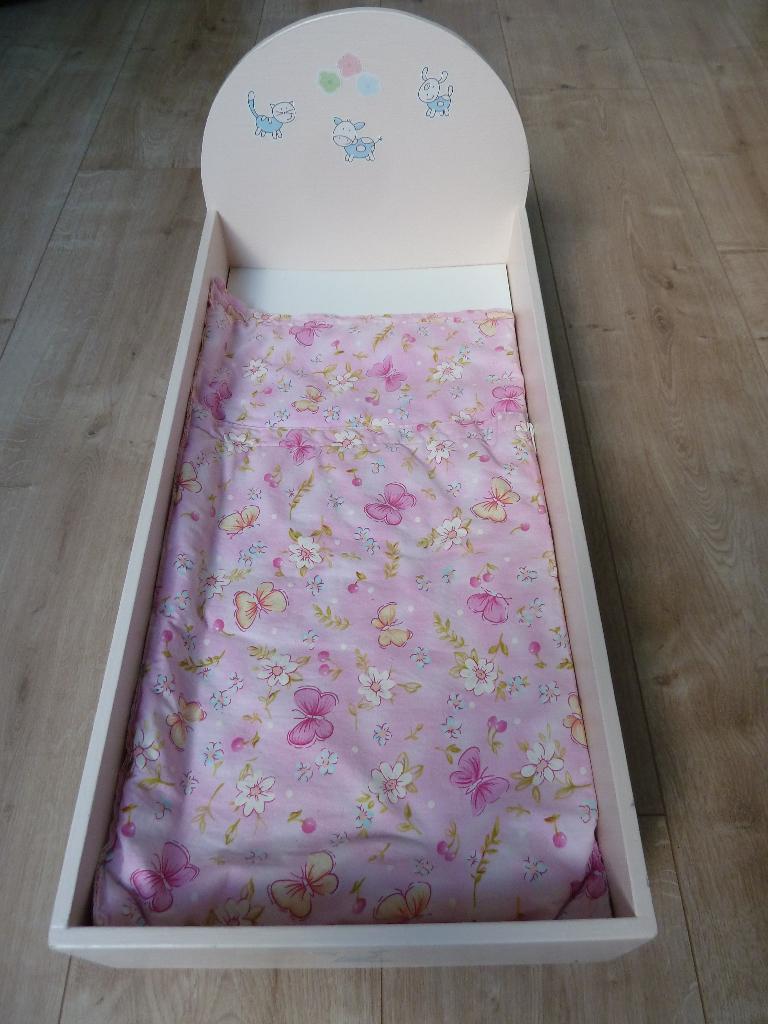 Poppenbedje, Ophalen of Verzenden, Gebruikt, Overige typen