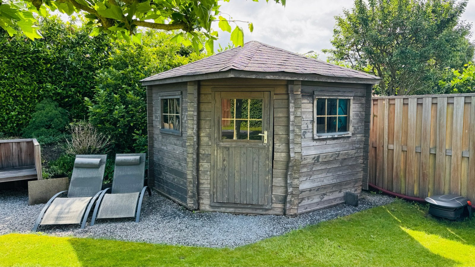 Houten Tuinhuisje - Ideaal voor Opslag of Ontspanning, Tuin en Terras, Tuinhuizen, Ophalen, Tuinhuis, 250 tot 500 cm, 2 ramen