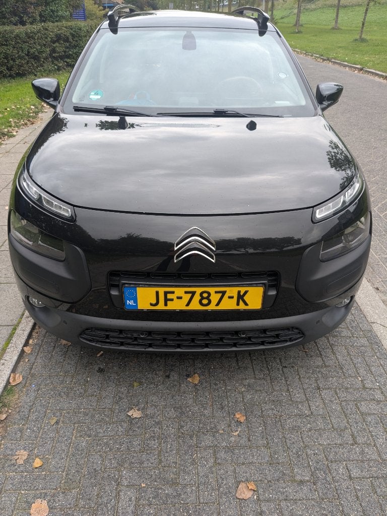 Citroën C4 Cactus 1.2 E-thp 110 Panoramadak, Auto's, Voorwielaandrijving, Stof, 40 €/maand, 1199 cc