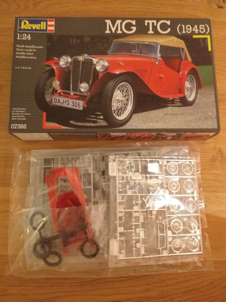 Revell MG TC 1945  1:24, Ophalen of Verzenden, Nieuw, Auto, Revell