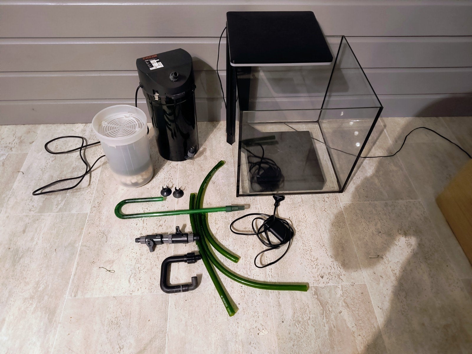 Qubic 30 aquarium+eheim filter, Ophalen, Gebruikt, Leeg aquarium, Superfish