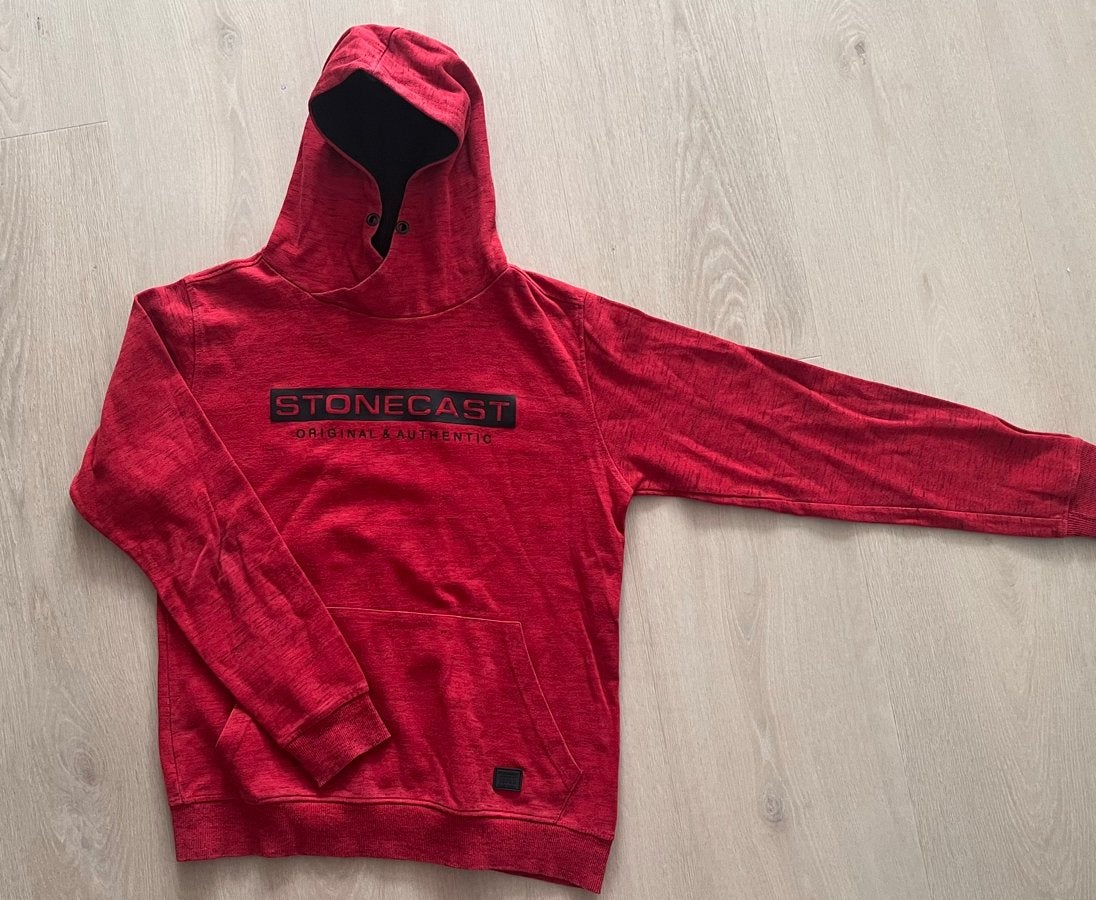 Stonecast tiener hoodie rood - Maat L, Ophalen of Verzenden, Zo goed als nieuw, Maat 52/54 (L), Rood
