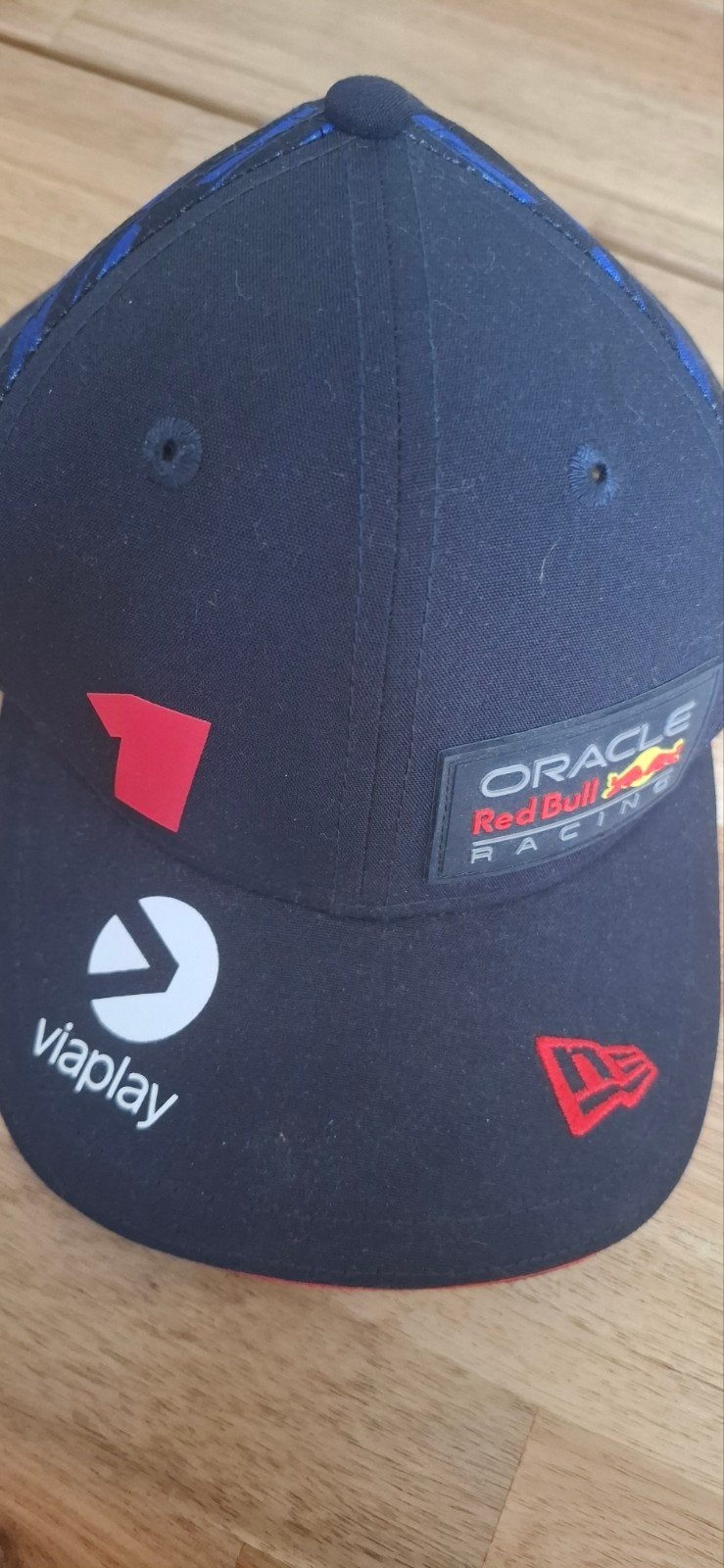 Formule 1 redbull pet, Ophalen of Verzenden, Zo goed als nieuw