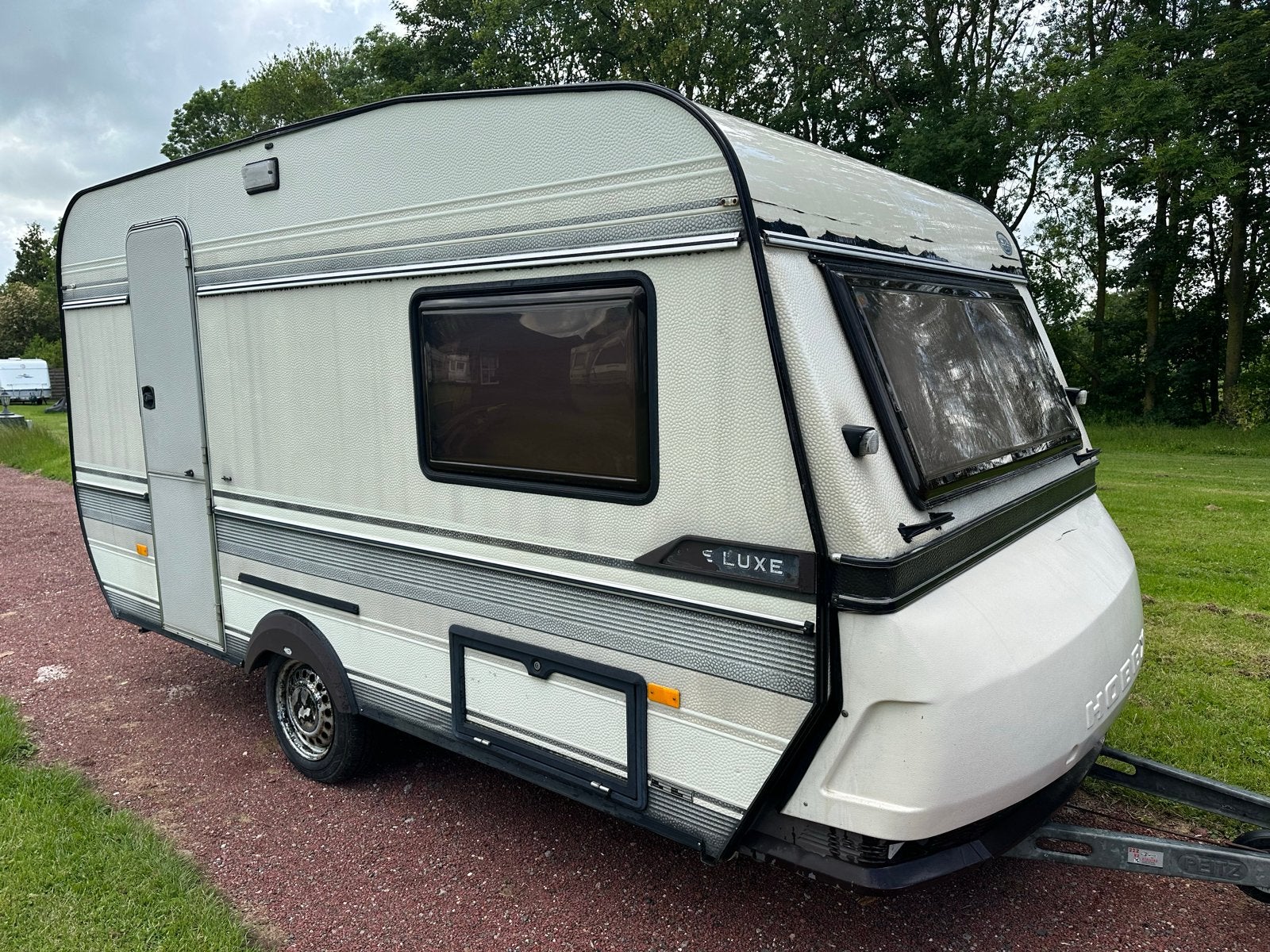 Hobby 400 C Luxe met voortent en luifel, Rondzit, Hobby, Omvormbare zithoek, Bedrijf
