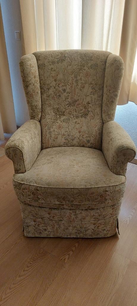 Comfortabele fauteuil met bloemenprint, Ophalen, Gebruikt, 75 tot 100 cm, 75 tot 100 cm