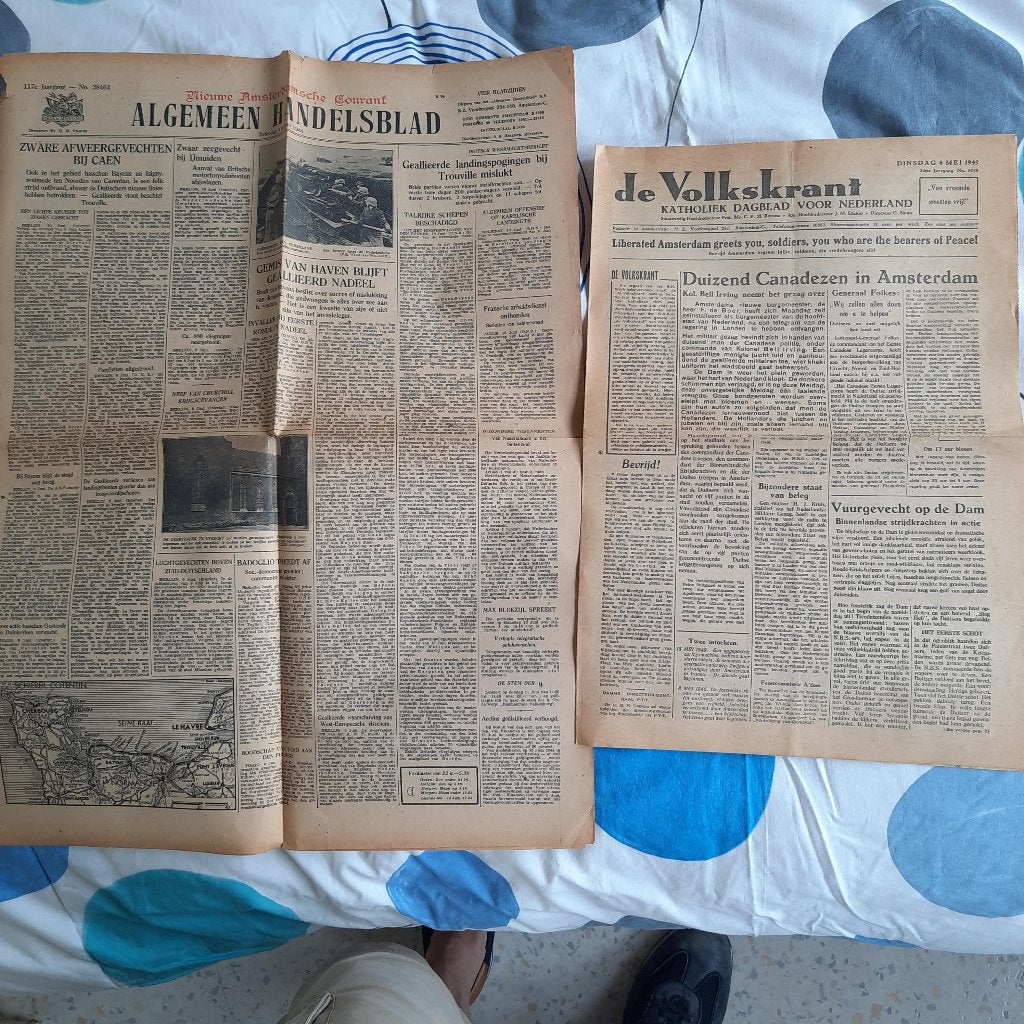 1945 en 1944 kranten volkskrant /alg. Handelsblad, Ophalen of Verzenden, Zo goed als nieuw, Krant