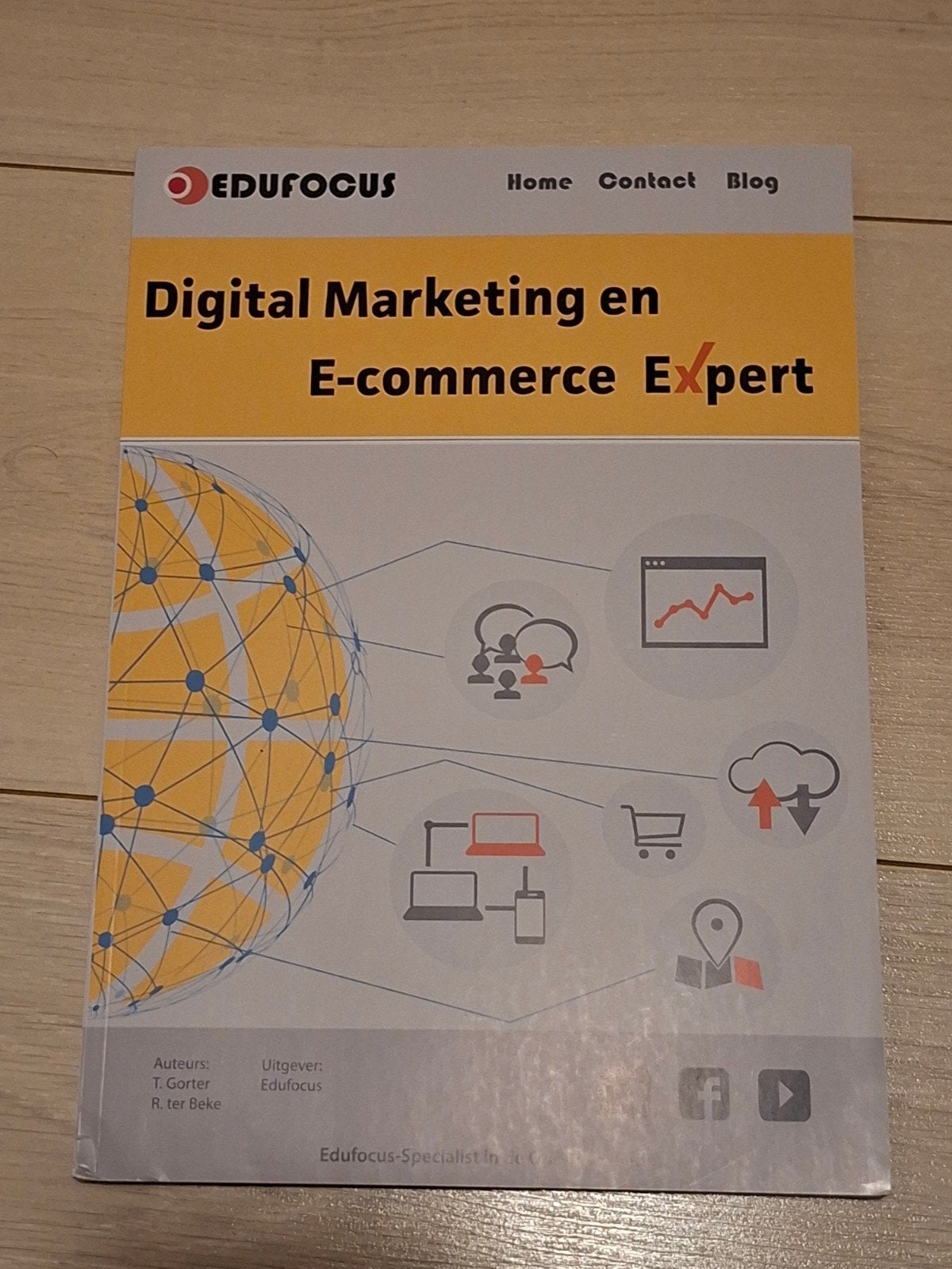 Set studieboeken voor de opleiding E-commerce Specialist MBO, Boeken, Studieboeken en Cursussen, Ophalen, Beta, Zo goed als nieuw