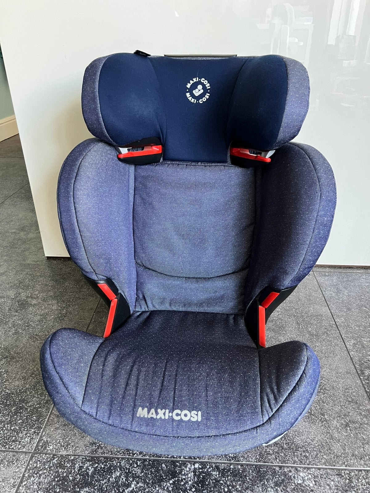 Maxicosi Rodifix Airprotect, Ophalen, Autogordel of Isofix, 15 t/m 36 kg, Verstelbare rugleuning