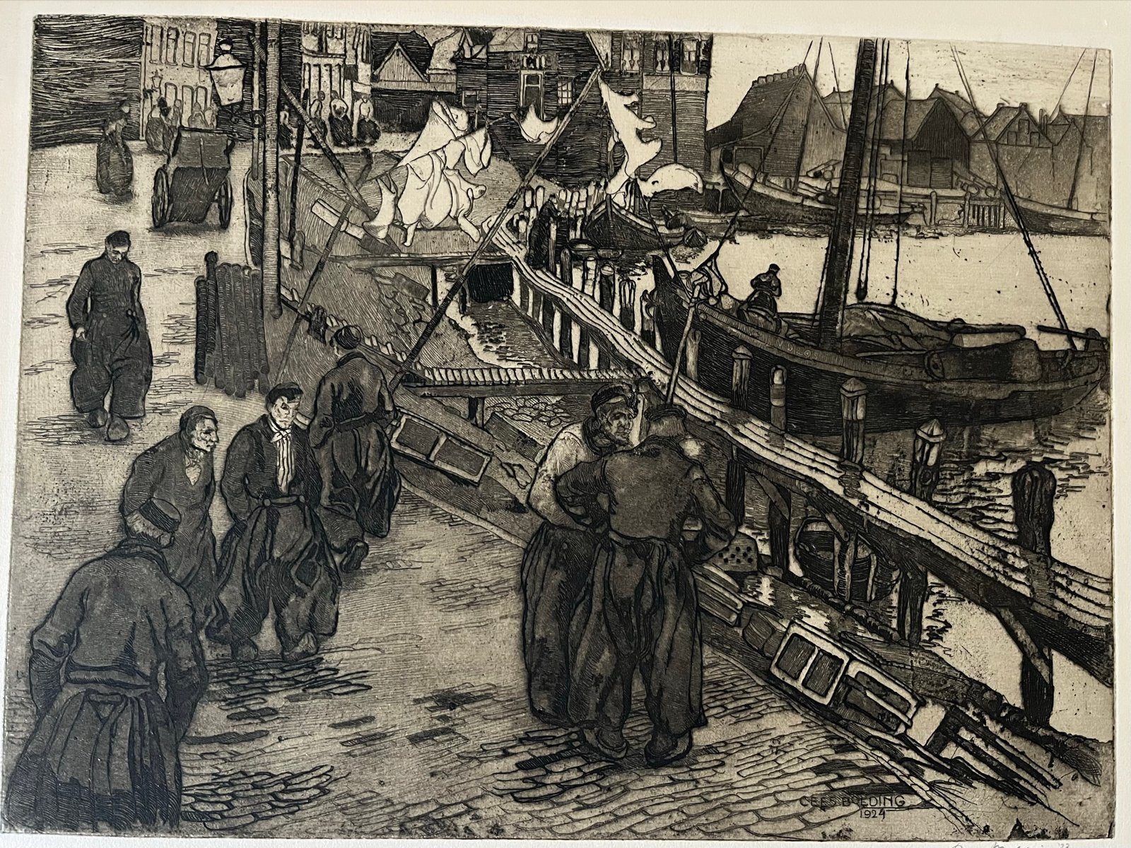 Volendam: Cees Bolding - Havenzicht met figuren (1924), Ets, Stadsgezicht, Ophalen of Verzenden, Gesigneerd