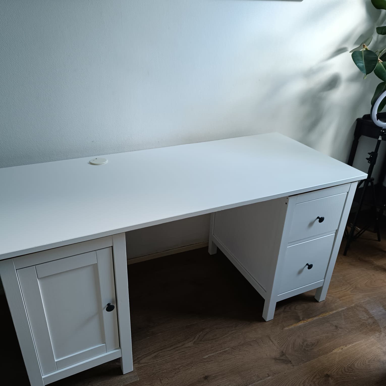 Hemnes bureau, Huis en Inrichting, Bureaus, Ophalen, Zo goed als nieuw