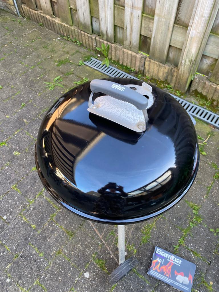 Weber barbecue 47 met houtskool en starter, Tuin en Terras, Barbecue-accessoires, Gebruikt, Ophalen