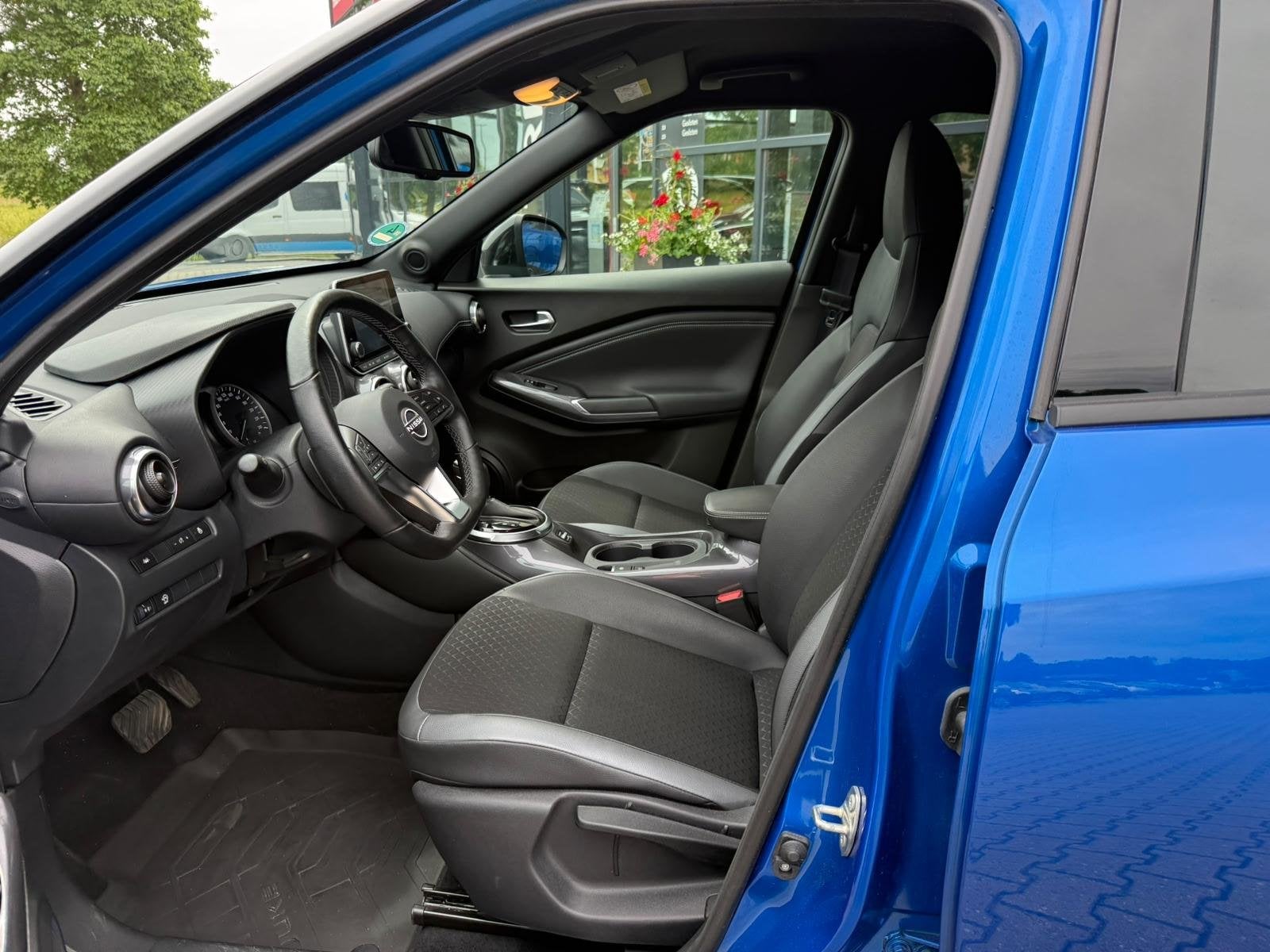 Foto 9 van Nissan Juke 1.0 DIG-T N-Connecta *Trekhaak & Stoelverwarming