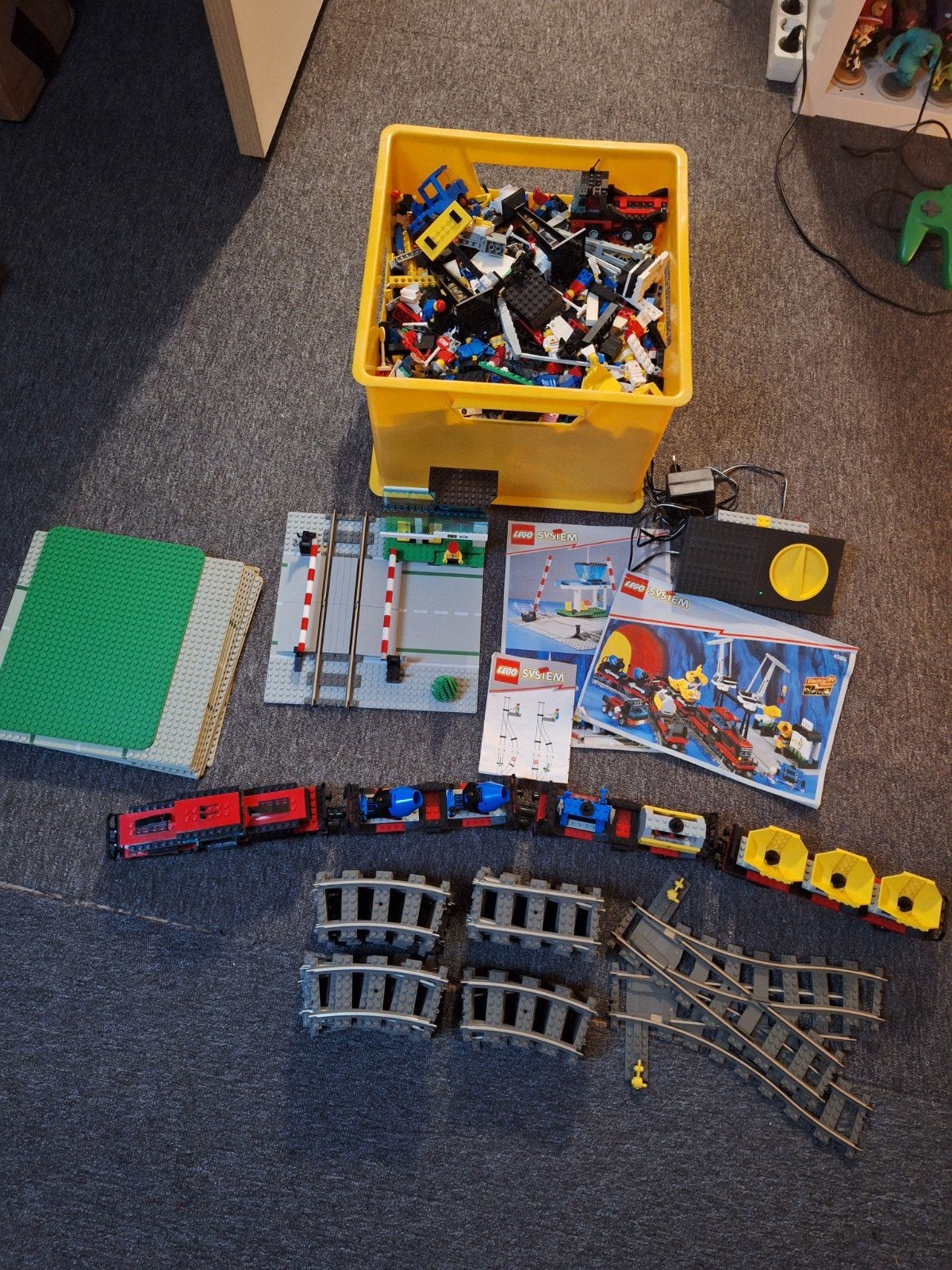 Lego 9V trein en 7 kilo lego, Ophalen of Verzenden
