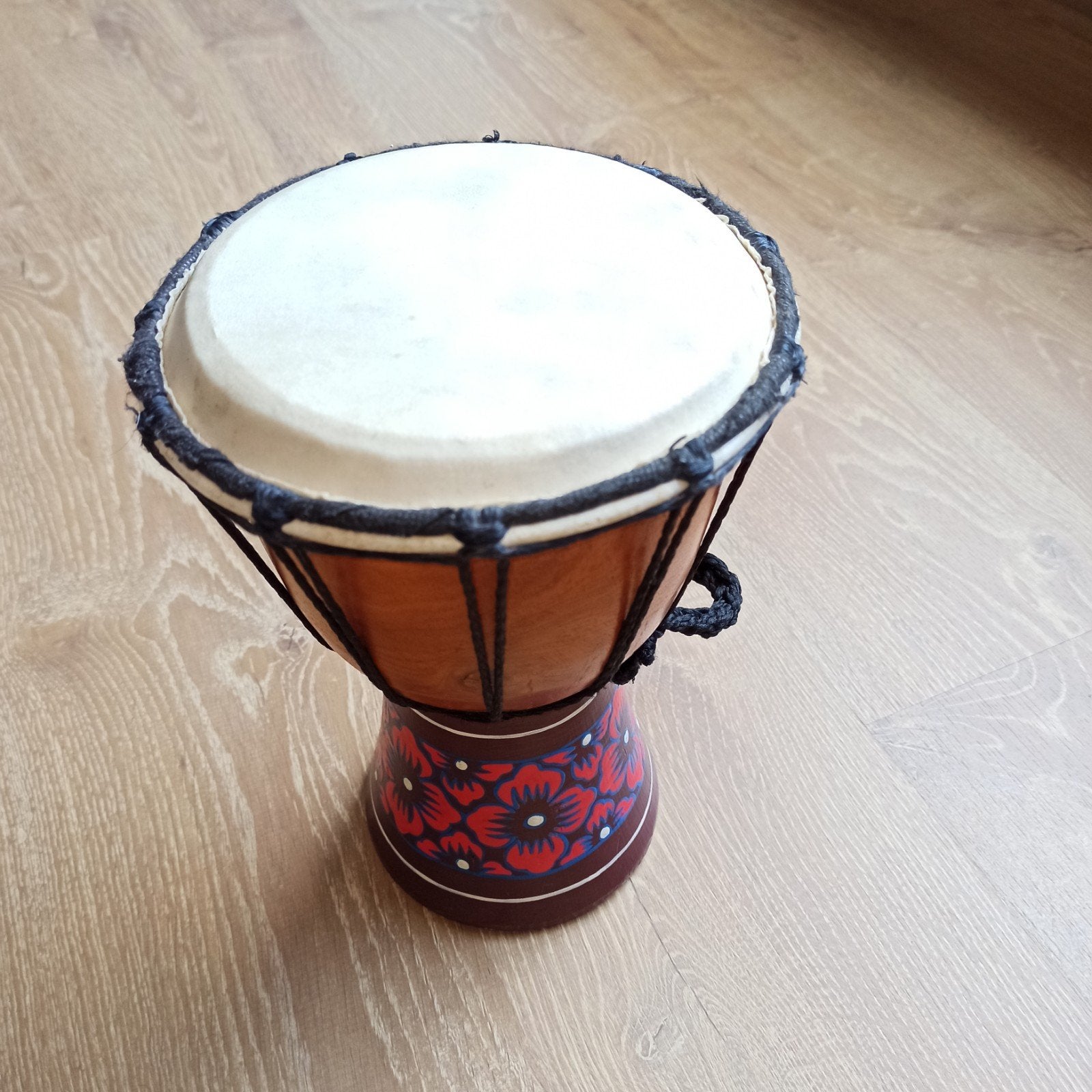 Kleine Djembé (25,5 cm), Muziek en Instrumenten, Percussie, Ophalen of Verzenden, Zo goed als nieuw, Trommel