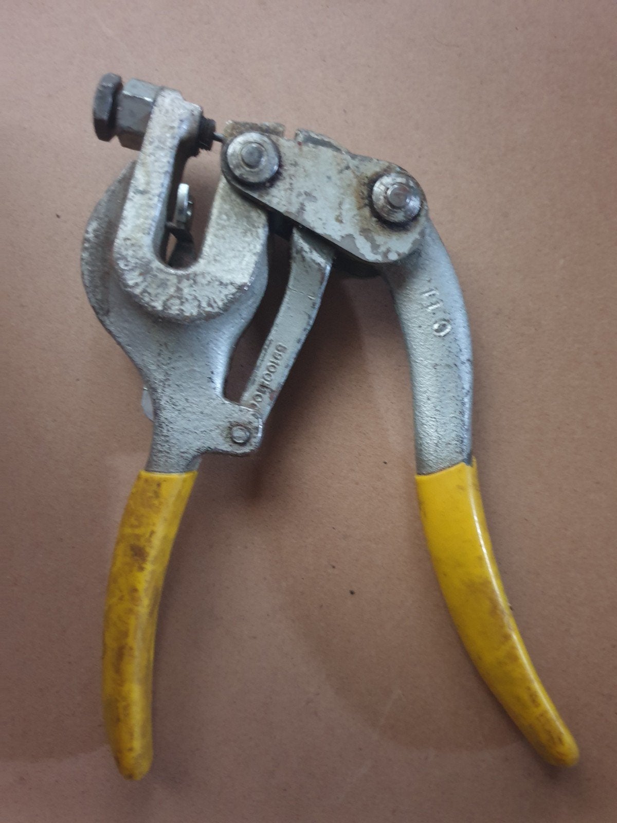 Dit is een Roper Whitney No. 5 Jr. handponstang C11 USA, Ophalen of Verzenden, Gebruikt, Tang, Overige merken