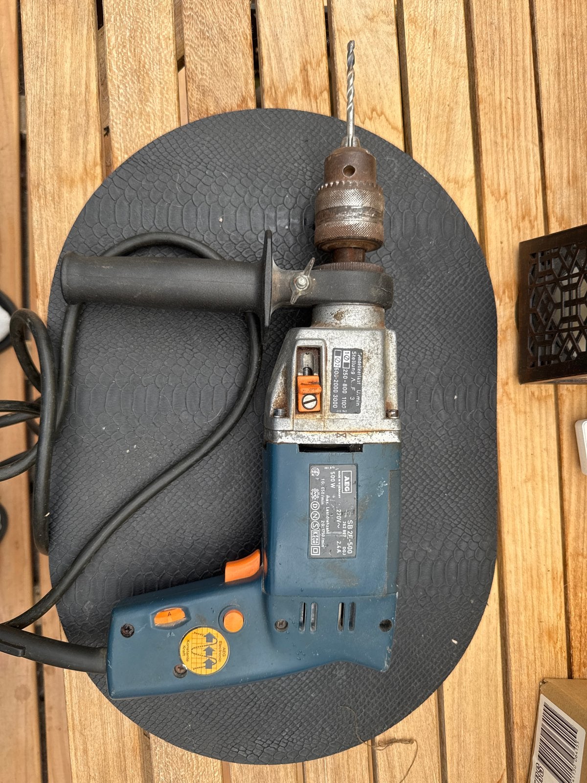 AEG Boormachine SB2E-500 - Krachtige Klopboormachine, Boormachine, Gebruikt, Ophalen of Verzenden, Klopboormechanisme