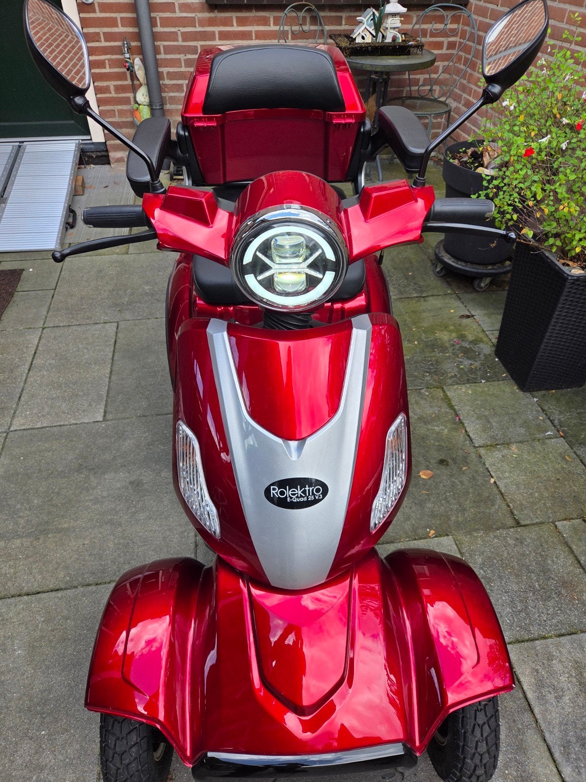 ROLEKTRO E-QUAD V3 SCOOTMOBIEL, Ophalen, Zo goed als nieuw, 46 km of meer, 16 km/u of meer