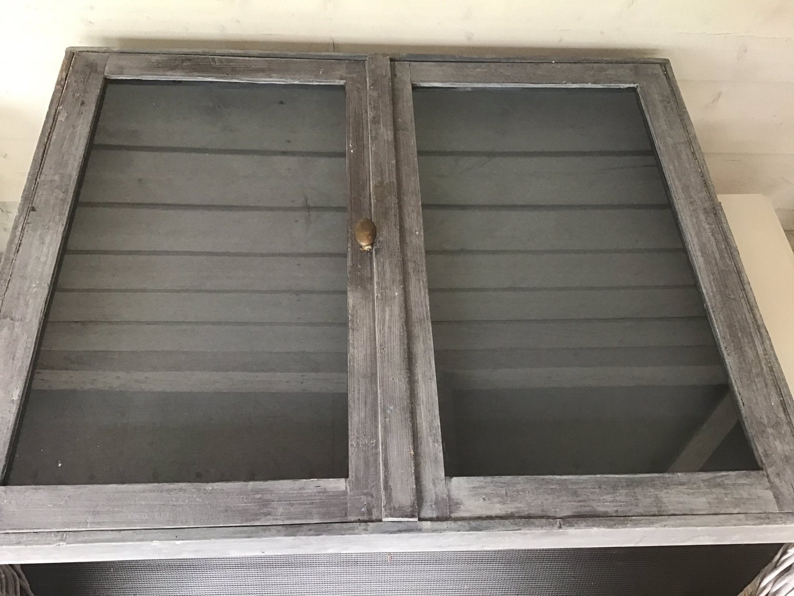 Oud vitrinekastje,vitrinekast,Brocant kastje,kastje /€25, Ophalen