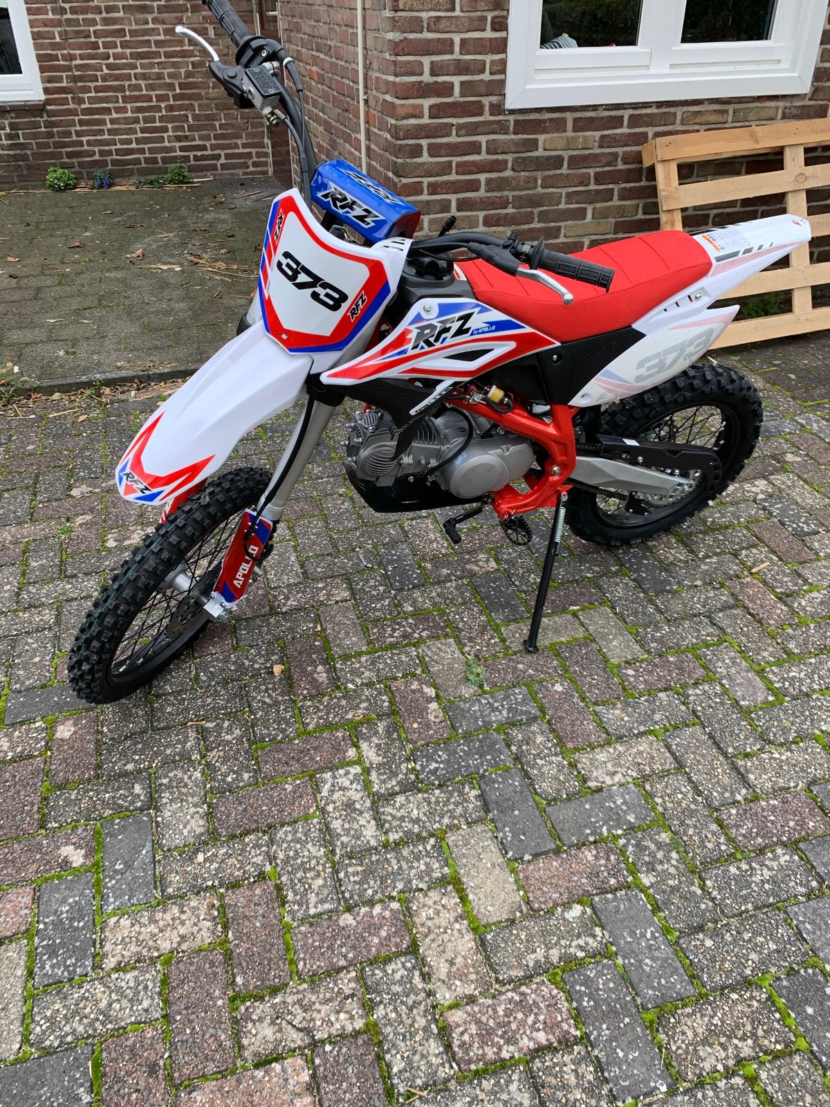 Crossmotor 140cc - Zo goed als nieuw, Ophalen of Verzenden, Zo goed als nieuw, Overige merken