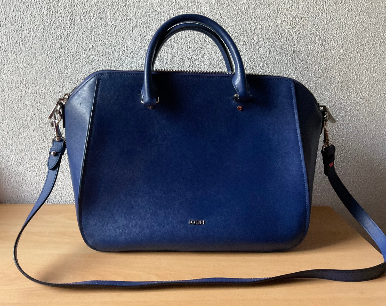 Joop! Nieuwe super mooie blauw leren designer tas. Groot!, Ophalen of Verzenden, Nieuw, Blauw, Shopper