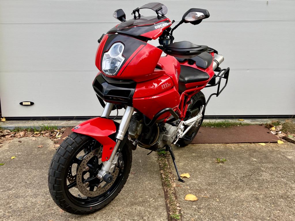 Ducati Multistrada 1000DS - Avonturier met enduro looks, 2 cilinders, Sportuitlaat, Occasion, Motorrijbewijs A