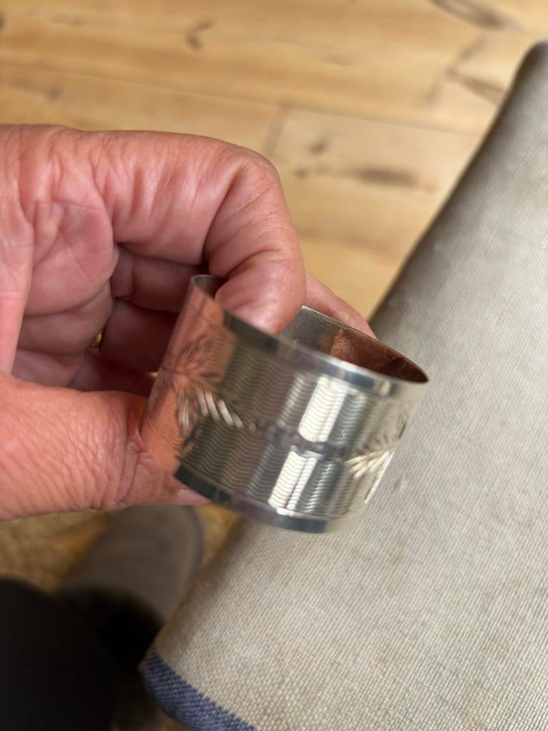 Antieke Zilveren Servetring met Jaarletter S, Antiek en Kunst, Ophalen, Zilver