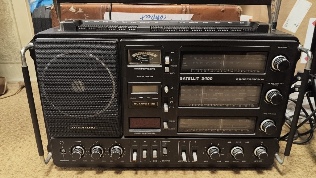 Grundig Satellit 3400 Professional wereldradio, Ophalen of Verzenden, Gebruikt, Wereldontvanger